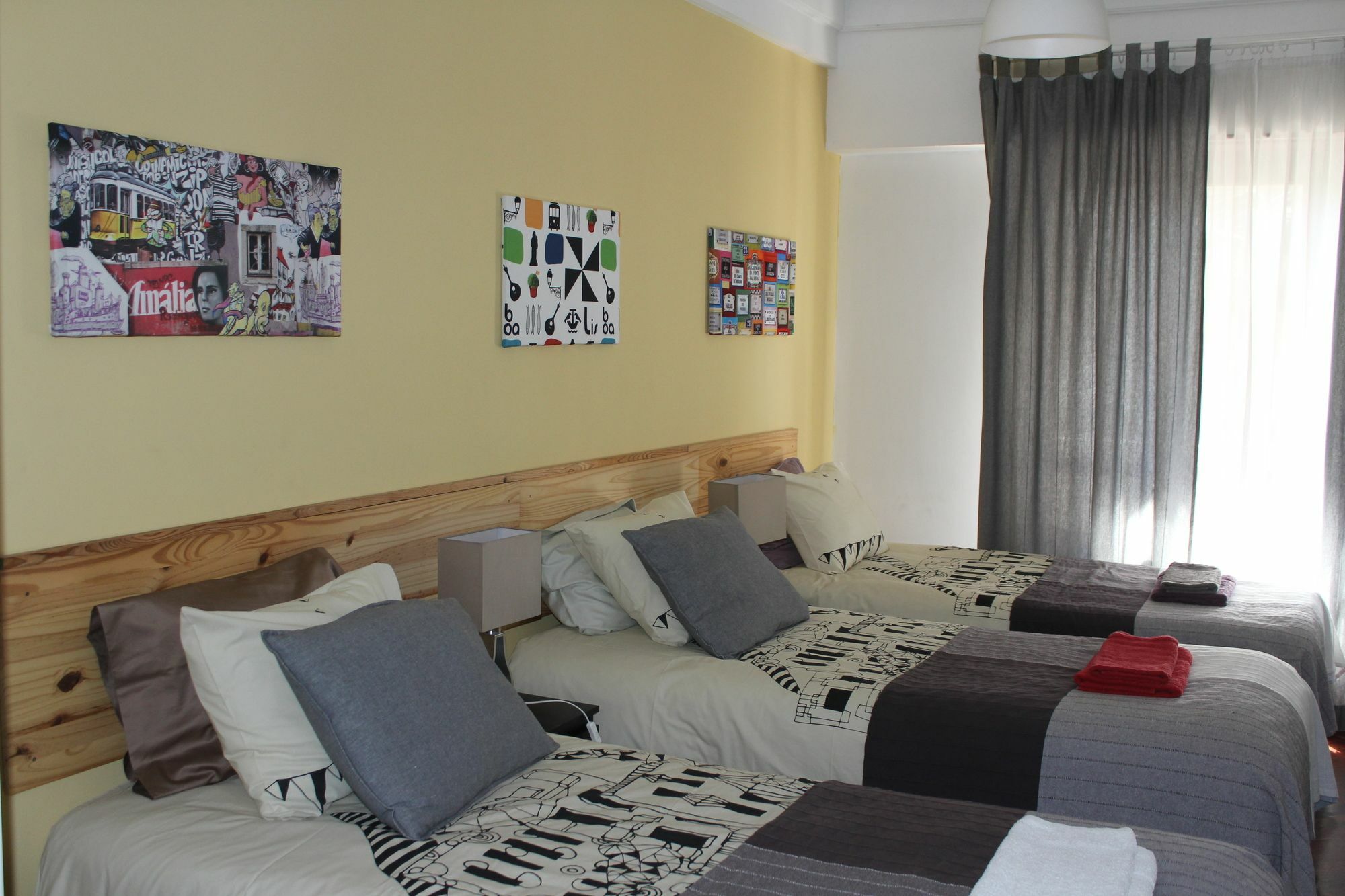Tripgeo Guesthouse Lisbon Exterior photo